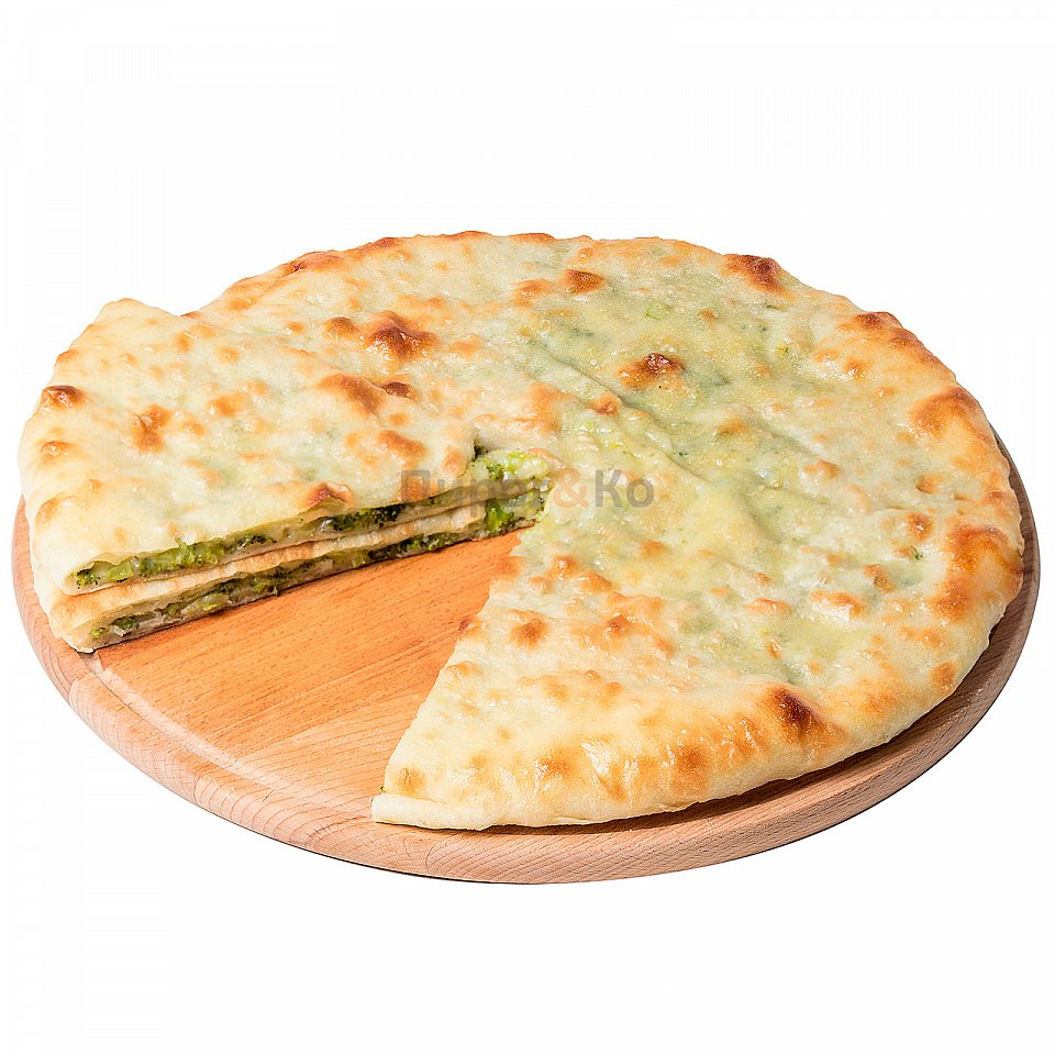 Пирог осетинский с брокколи и сыром